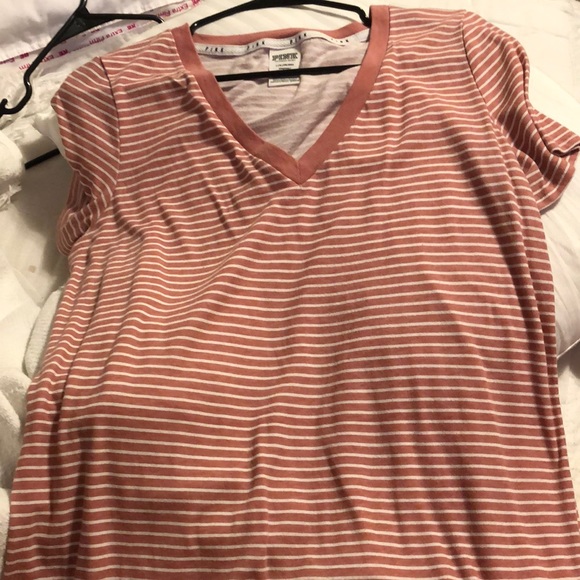 PINK v neck coral t shirt - Picture 1 of 1